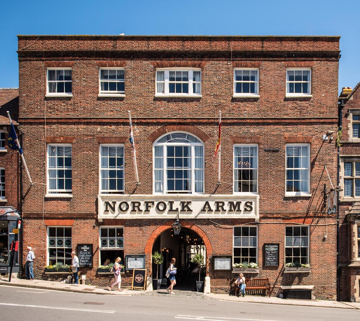 Norfolk Arms Hotel Arundel Exterior photo
