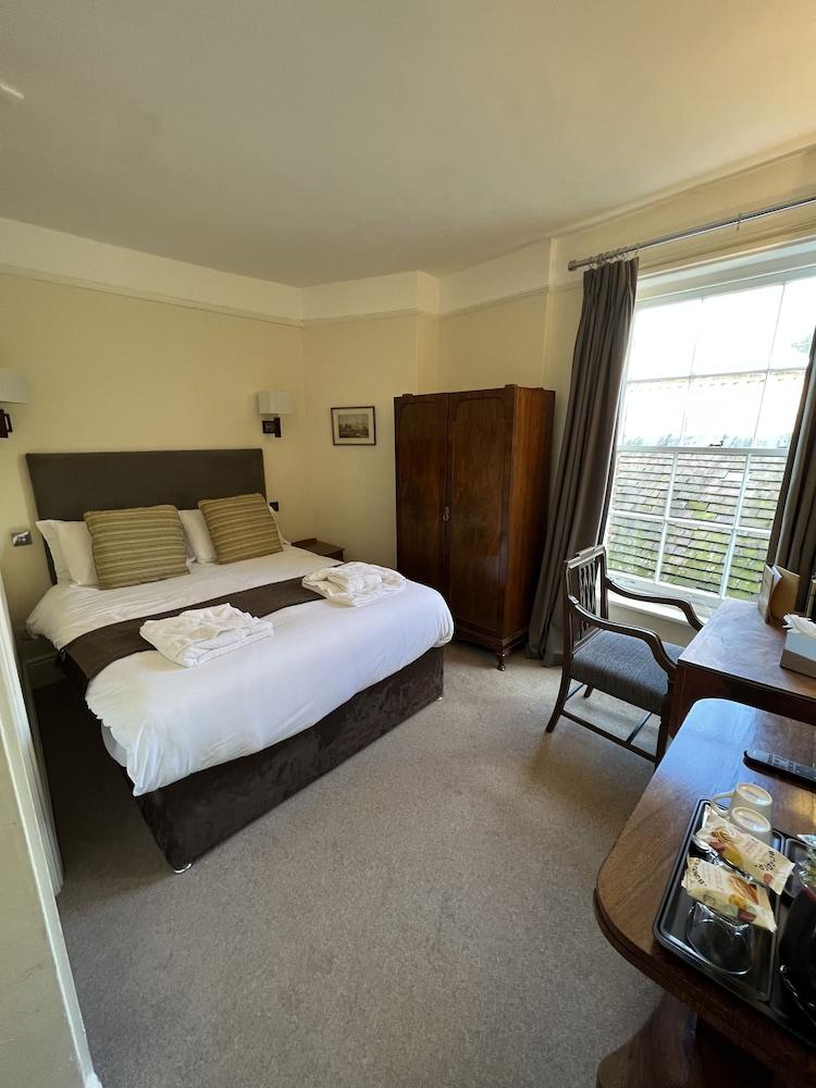 Norfolk Arms Hotel Arundel Exterior photo